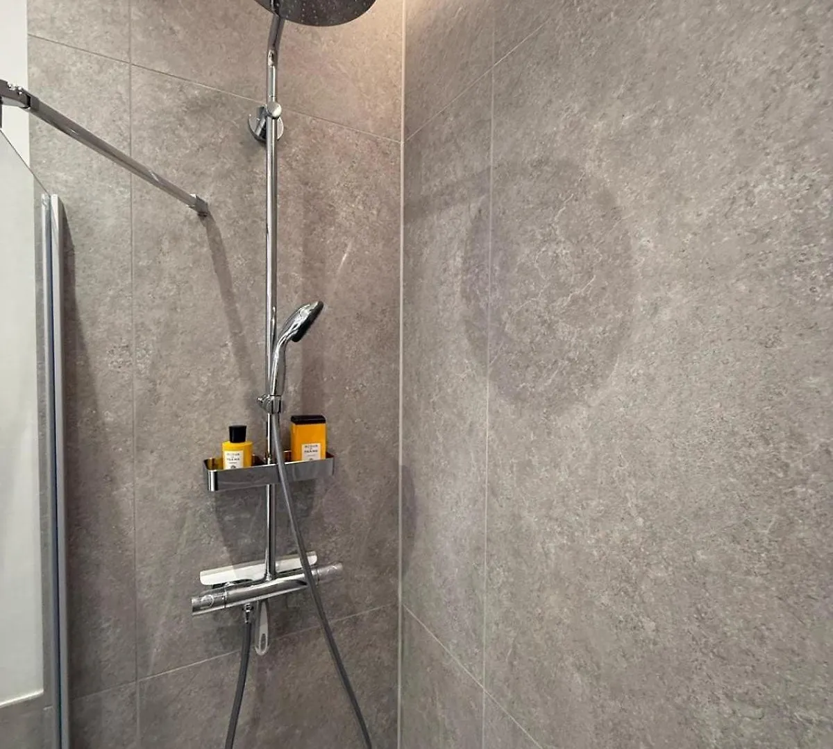 Beckhomes Munich, New, Central 2Br Apartment With Terrace