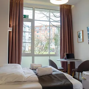 Homely 8 - Relaxed Self-check-in In Munich