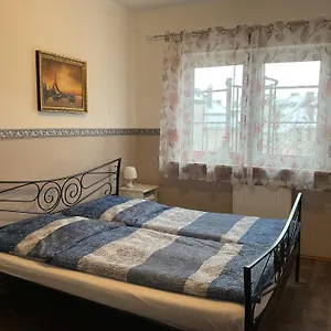Pension&hostel Anna - Monteurzimmer Хостел