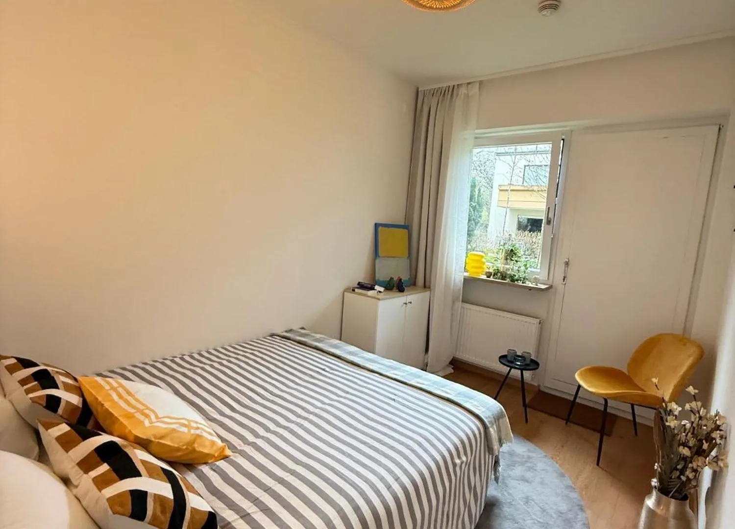 Stylish Renovated Apartment In Central Location Munich